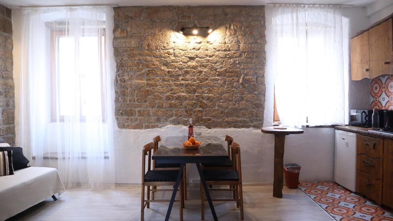 Orange Apartment Sibenik Luaran gambar